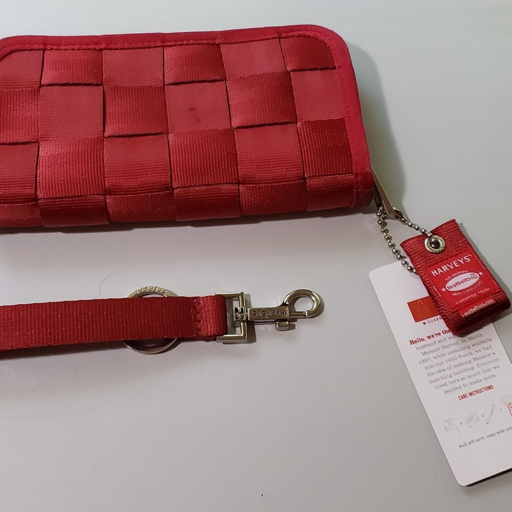 Harveys seatbelt full wallet classic red with CNG